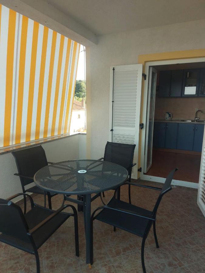 Apartmani Ciklic Dobropoljana Bagian luar foto