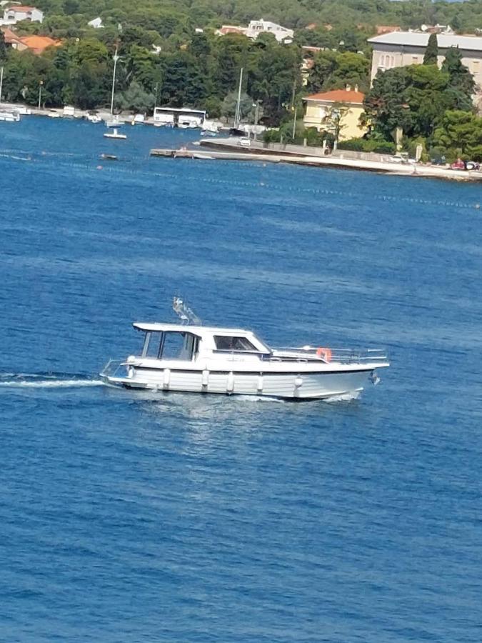 Apartmani Ciklic Dobropoljana Bagian luar foto